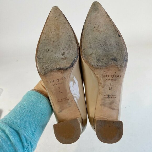 Kate Spade Block Heel Womens Patent Leather Pump Heels Khaki Sz 7M Pointed Toe - Picture 7 of 9